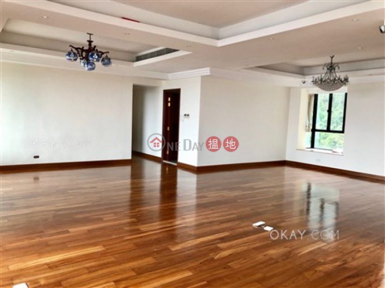 Luxurious 3 bedroom with balcony & parking | For Sale
