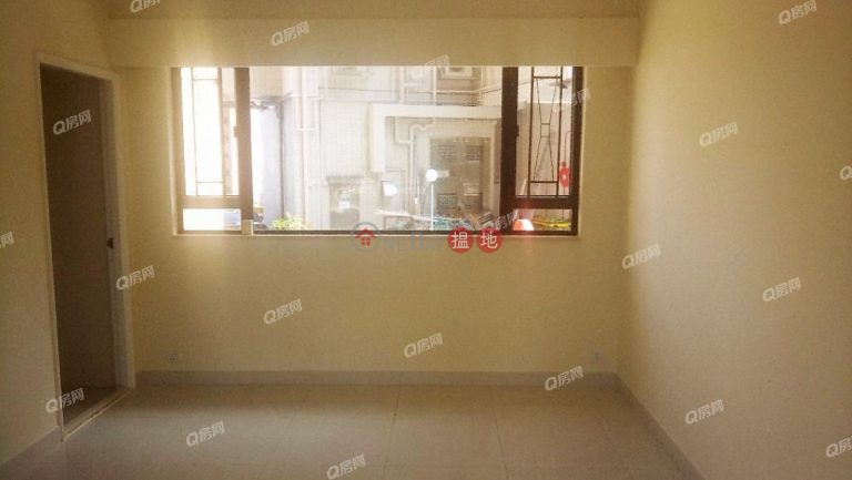 Camelot Height | 3 bedroom Low Floor Flat for Sale