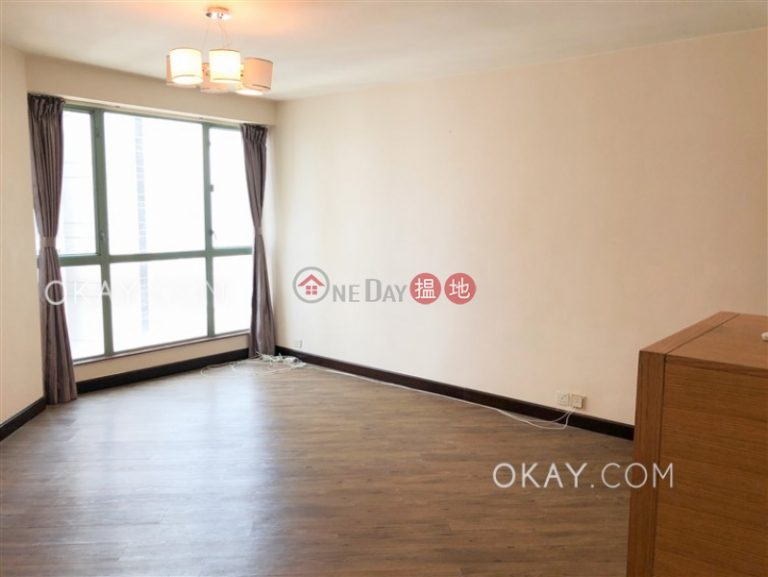Stylish 3 bedroom on high floor | Rental