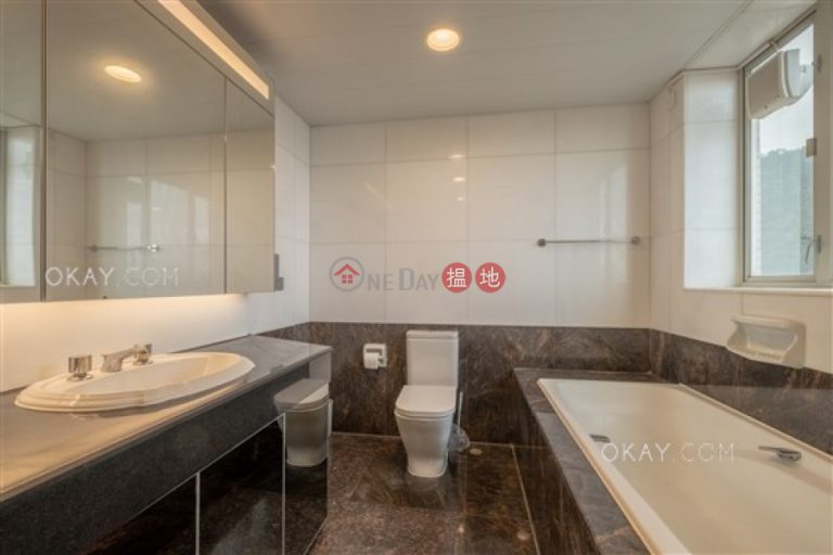 Beautiful 4 bed on high floor with balcony & parking | Rental