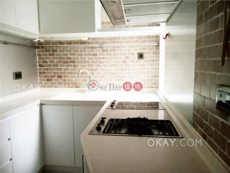 Efficient 3 bedroom on high floor with parking | For Sale