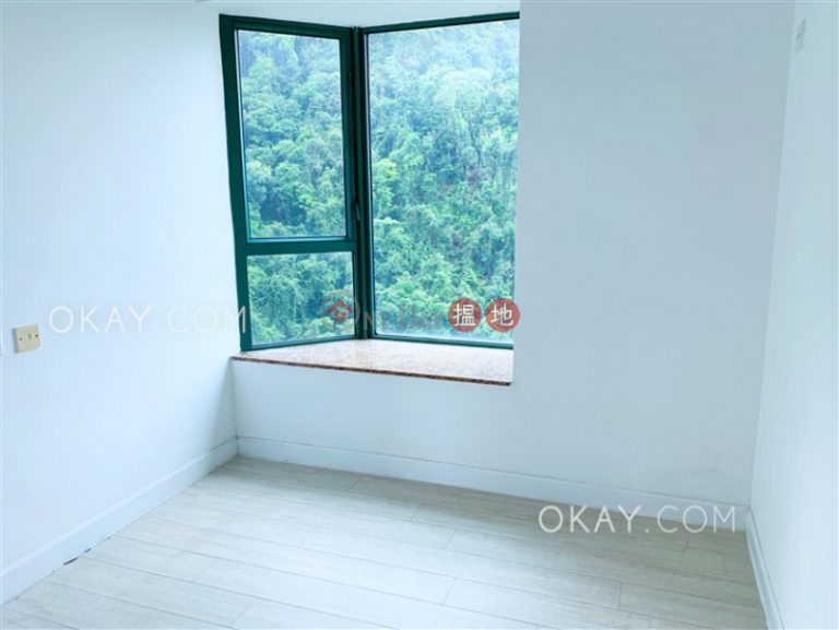 Elegant 3 bedroom with parking | Rental
