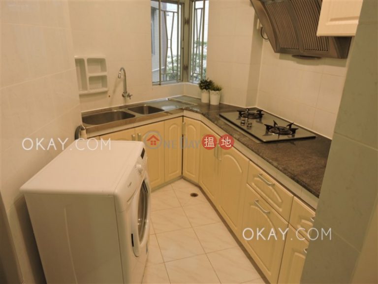 Popular 2 bedroom with balcony | Rental