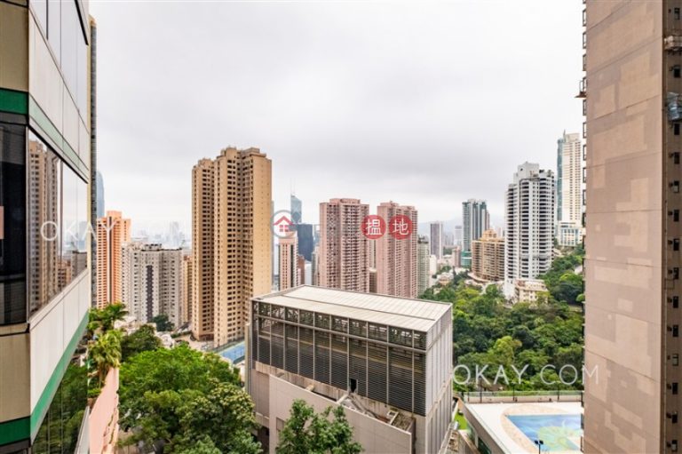 Lovely 3 bedroom in Mid-levels Central | For Sale