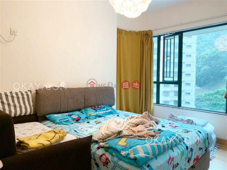 Stylish 3 bedroom with parking | Rental