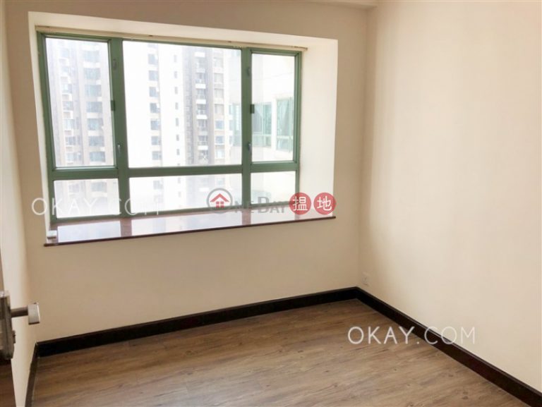 Stylish 3 bedroom on high floor | Rental
