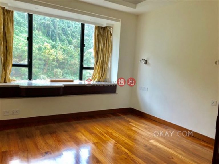 Luxurious 3 bedroom with balcony & parking | For Sale