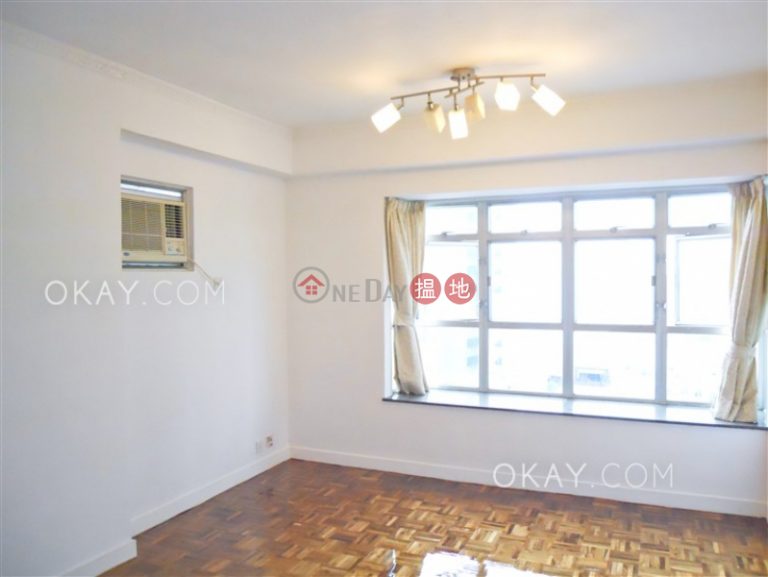 Gorgeous 3 bedroom on high floor with sea views | Rental