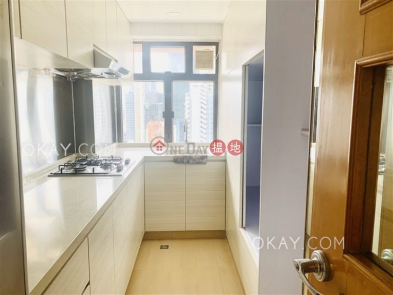 Efficient 3 bedroom with parking | For Sale