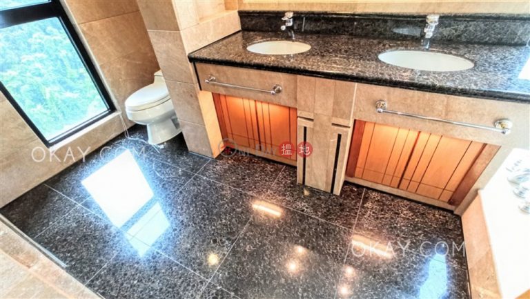 Rare 3 bedroom in Mid-levels Central | Rental