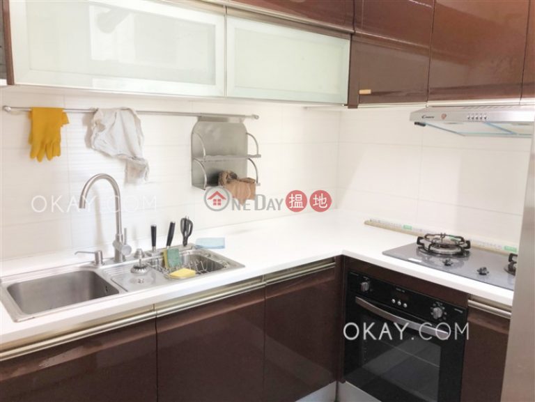Stylish 3 bedroom on high floor | Rental