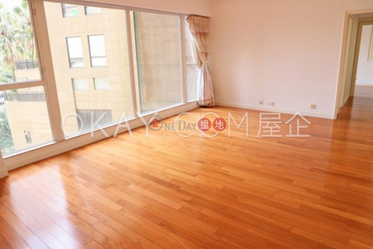 Rare 3 bedroom with parking | Rental
