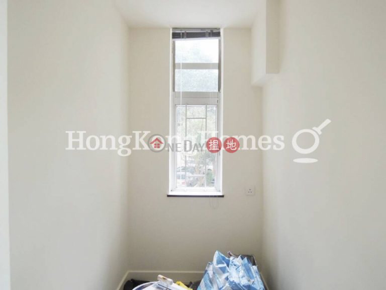 百輝大廈兩房一廳單位出租