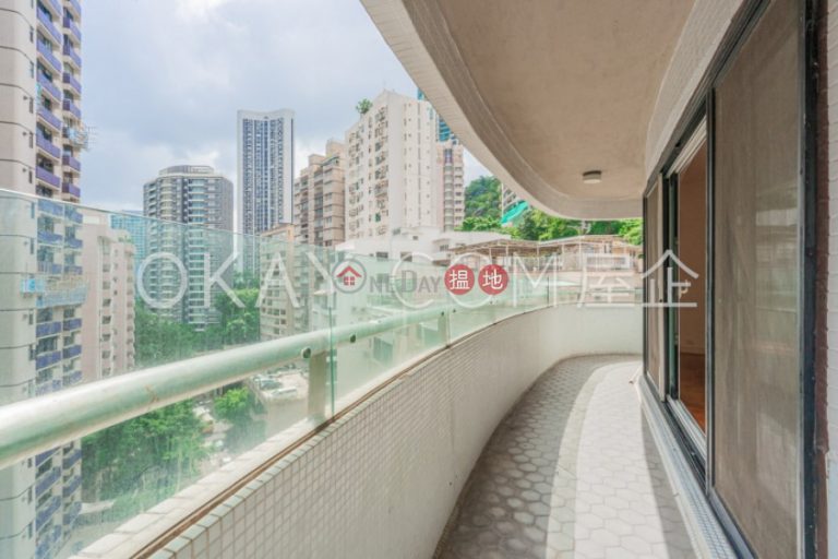 Stylish 4 bedroom with balcony & parking | Rental