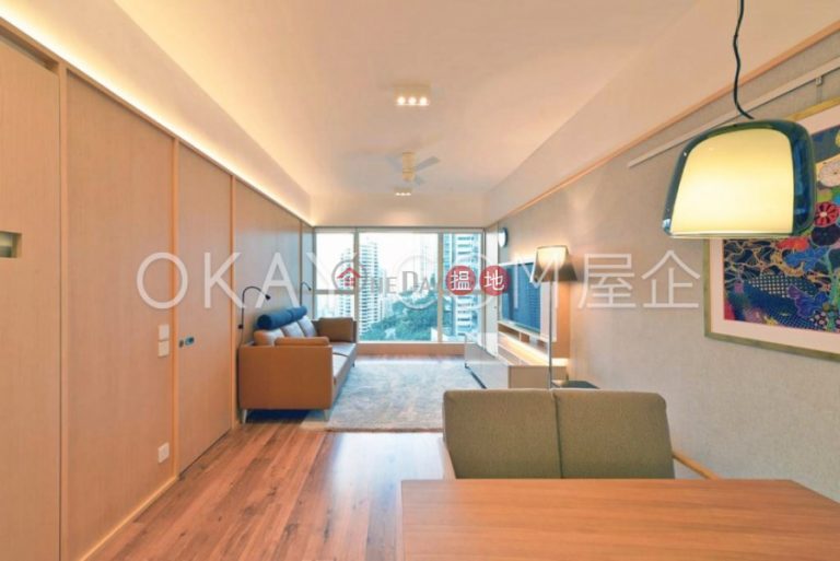 Rare 2 bedroom with parking | Rental