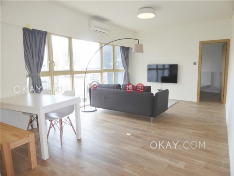 Elegant 1 bedroom in Mid-levels Central | Rental