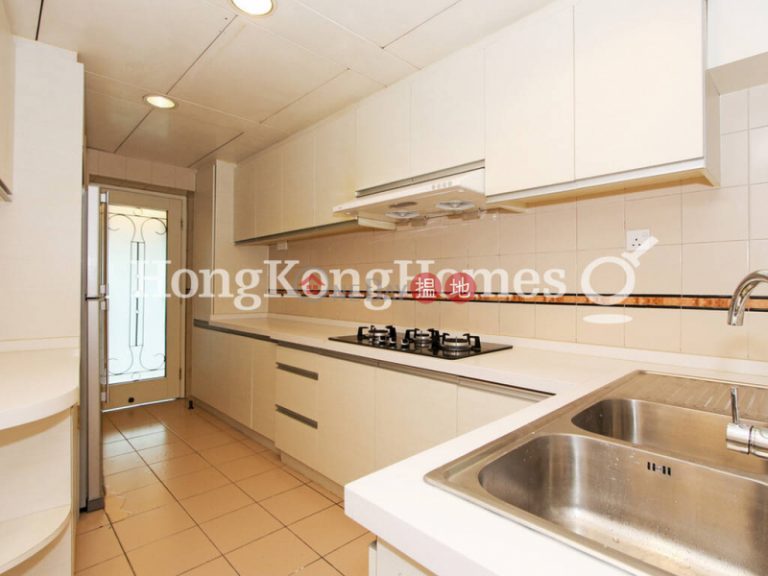 3 Bedroom Family Unit for Rent at Dynasty Court