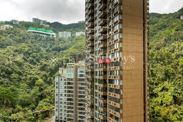 Property for Rent at Clovelly Court with 4 Bedrooms