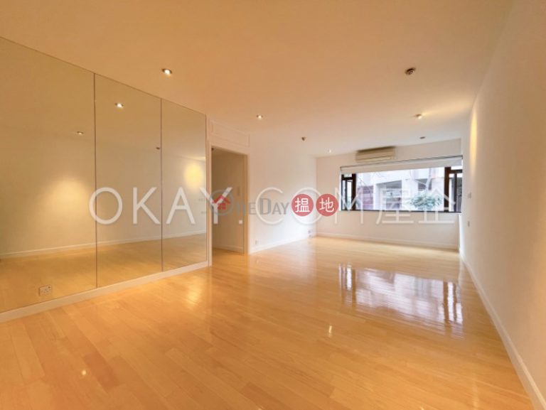 Rare 2 bedroom with parking | Rental