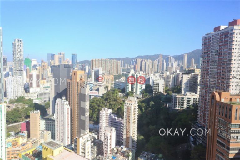 Luxurious 3 bedroom with parking | Rental