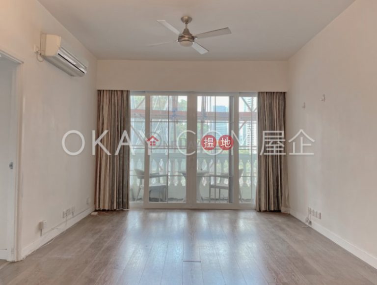Lovely 3 bedroom with balcony & parking | Rental