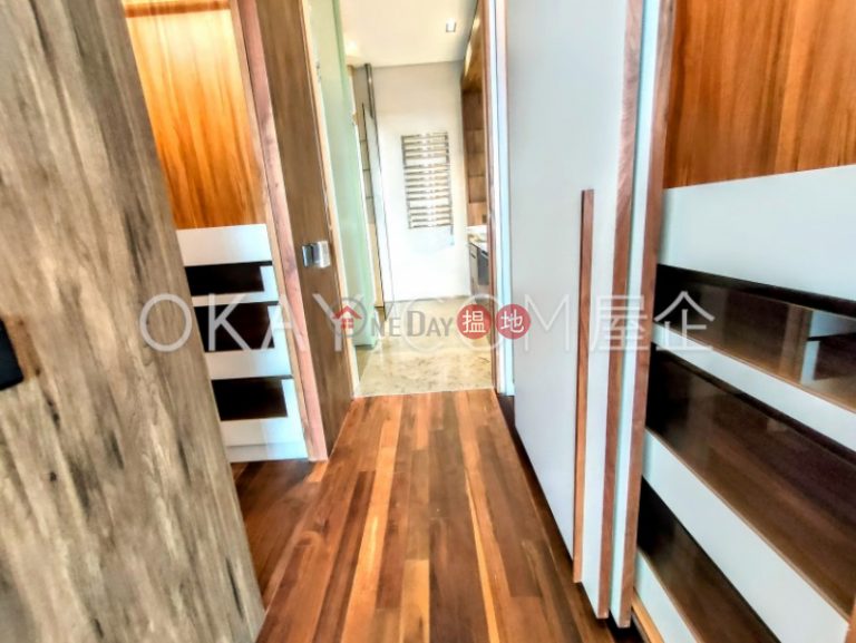 Stylish 3 bed on high floor with harbour views | Rental