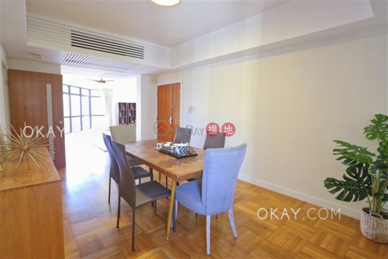 Luxurious 3 bedroom with parking | Rental