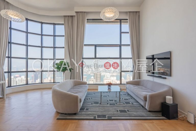 Luxurious 3 bed on high floor with harbour views | Rental