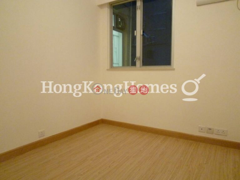 3 Bedroom Family Unit for Rent at Block B Grandview Tower