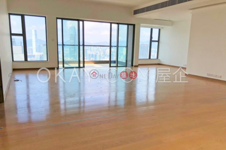 Luxurious 3 bed on high floor with harbour views | Rental