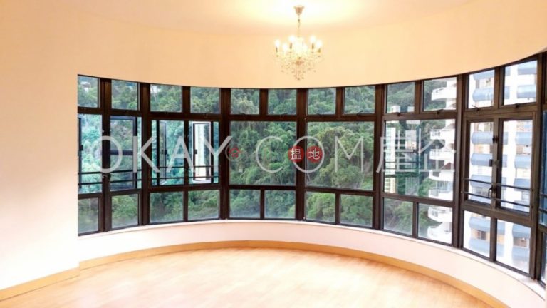 Gorgeous 3 bedroom on high floor | Rental