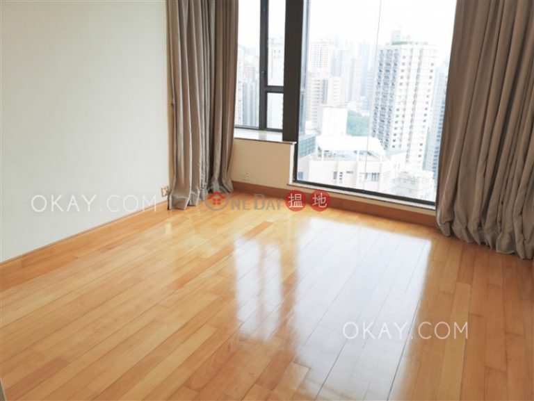 Lovely 3 bedroom in Mid-levels Central | Rental