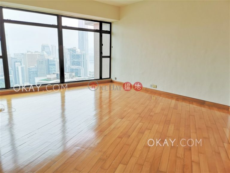 Lovely 3 bedroom in Mid-levels Central | Rental