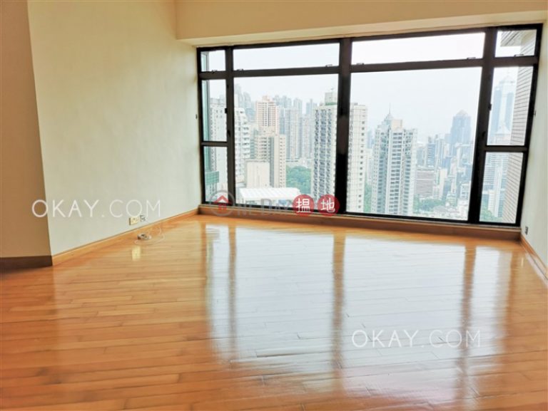 Lovely 3 bedroom in Mid-levels Central | Rental