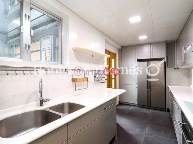 4 Bedroom Luxury Unit for Rent at Brewin Court
