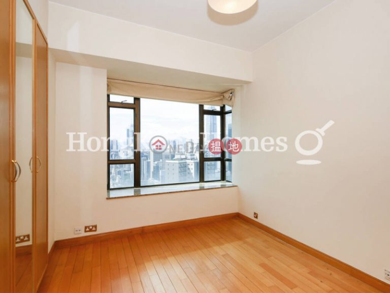 3 Bedroom Family Unit for Rent at Fairlane Tower