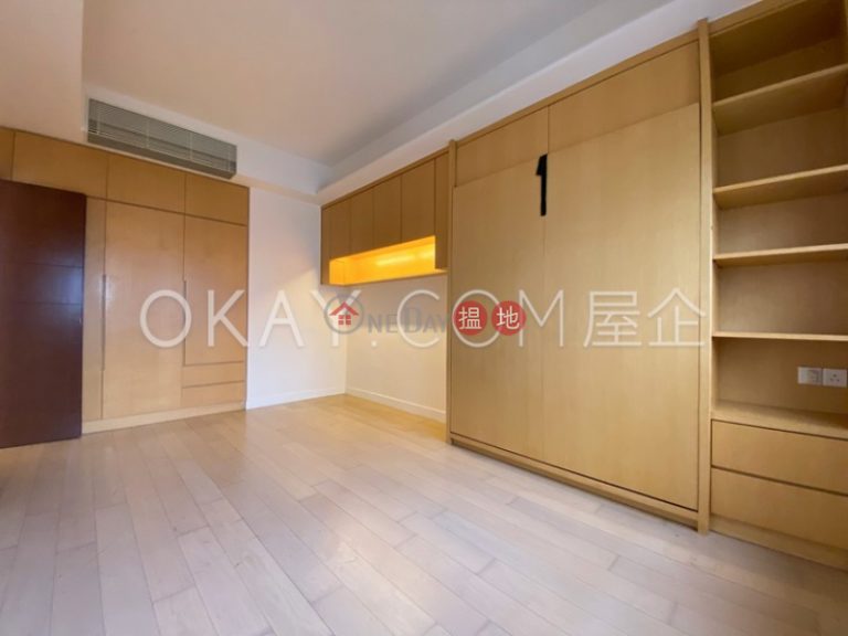 Rare 3 bedroom with parking | Rental
