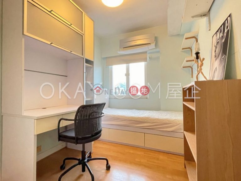 Efficient 3 bedroom on high floor with parking | For Sale