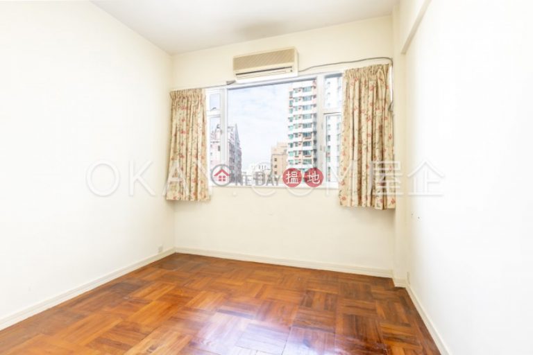Efficient 3 bedroom on high floor with parking | For Sale