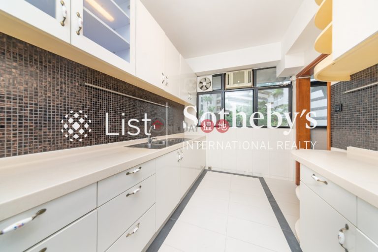Property for Rent at Clovelly Court with 3 Bedrooms