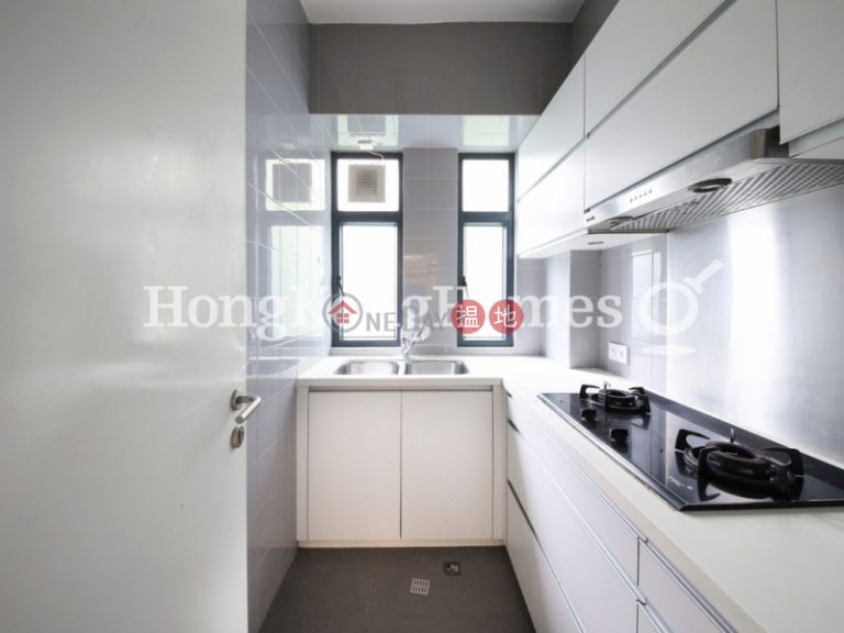 3 Bedroom Family Unit for Rent at Kam Yuen Mansion