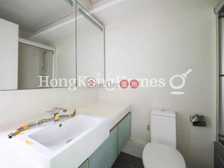 3 Bedroom Family Unit for Rent at Kam Yuen Mansion