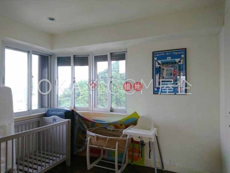 Efficient 2 bed on high floor with rooftop & parking | For Sale