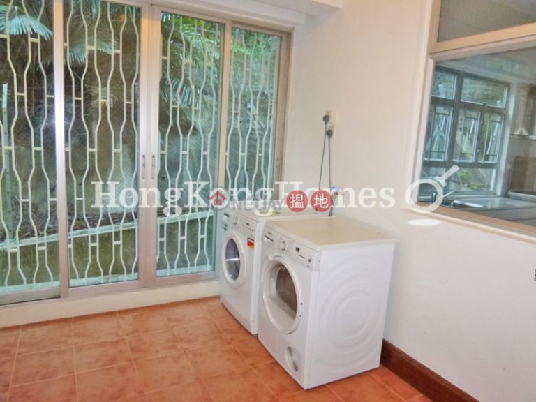 3 Bedroom Family Unit for Rent at Kam Yuen Mansion