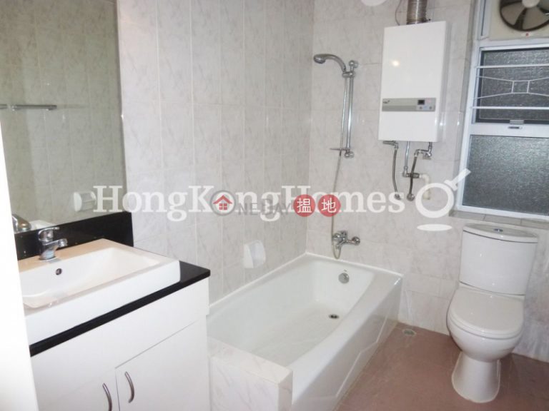 3 Bedroom Family Unit for Rent at Kam Yuen Mansion
