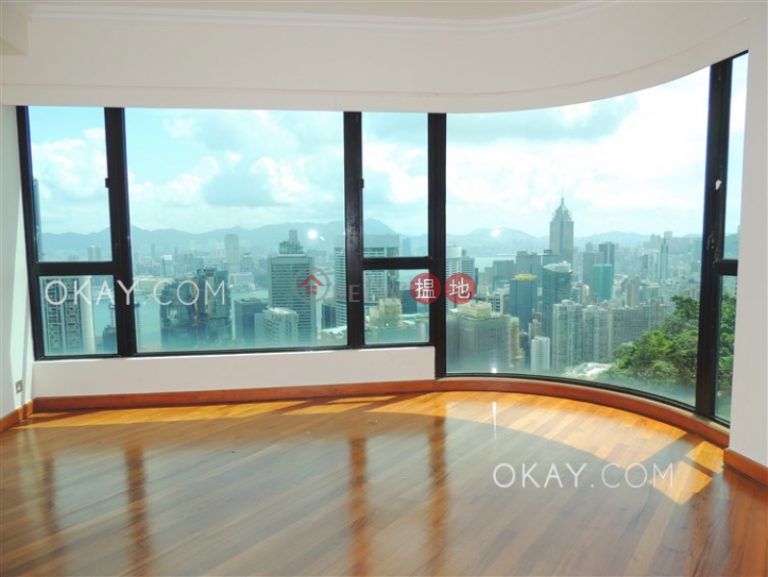 Efficient 4 bedroom with harbour views & parking | Rental