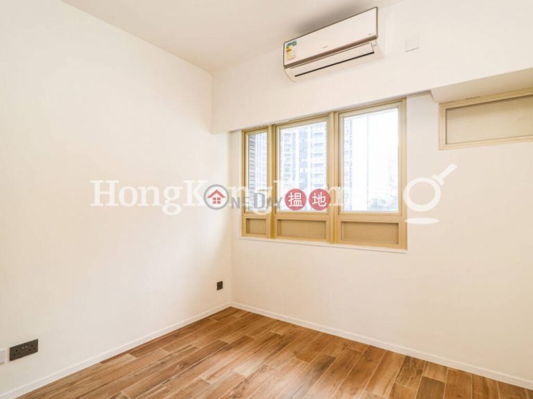 3 Bedroom Family Unit for Rent at St. Joan Court