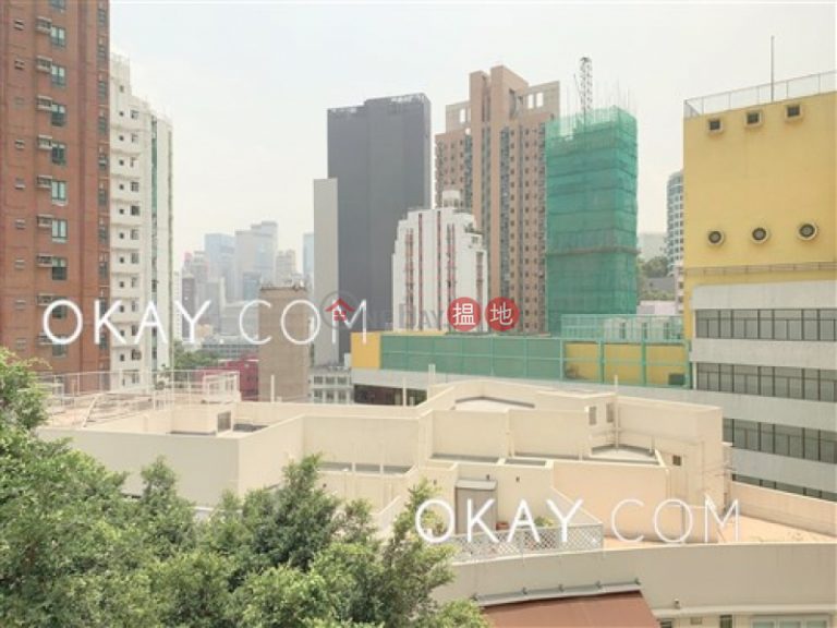 Stylish 1 bedroom with parking | Rental