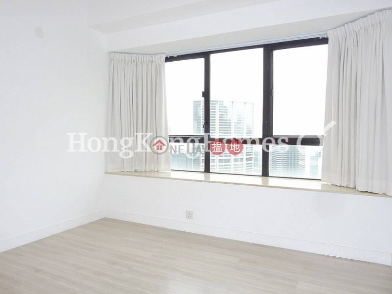 3 Bedroom Family Unit at Bowen Place | For Sale