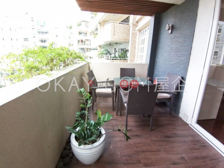 Unique 3 bedroom with balcony & parking | Rental